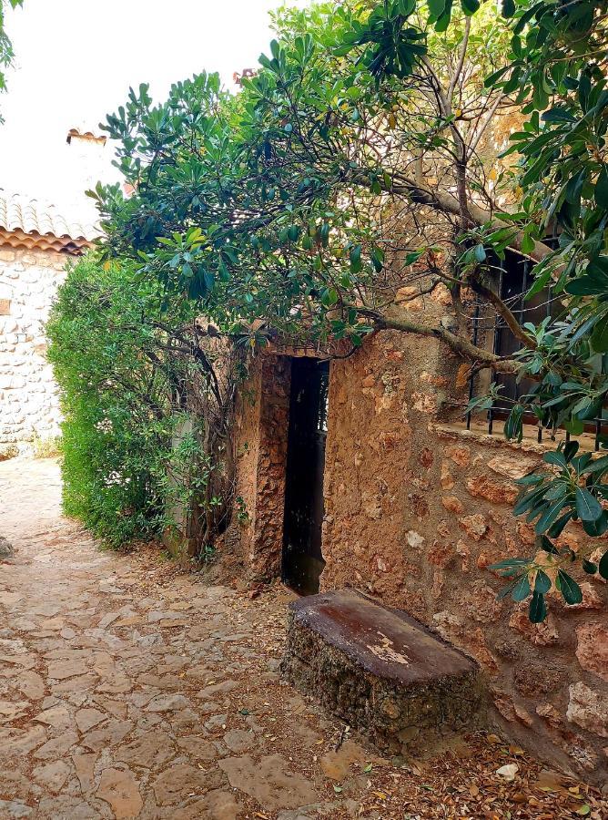 Casa Del Aguila Del Valle Riopar Viejo ภายนอก รูปภาพ